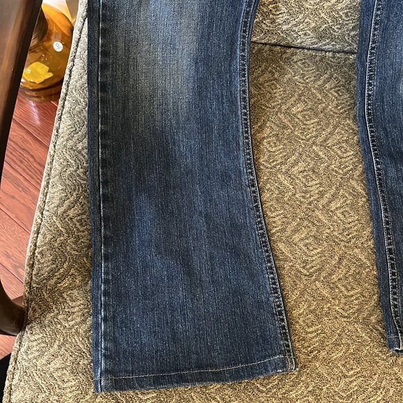 Authentic Burberry woman’s size 10 Jeans - Picture 4 of 16